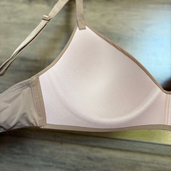 Victoria's Secret Tan Nude Versatile Strap Full Coverage Seamless Bra 32DD - Picture 7 of 8
